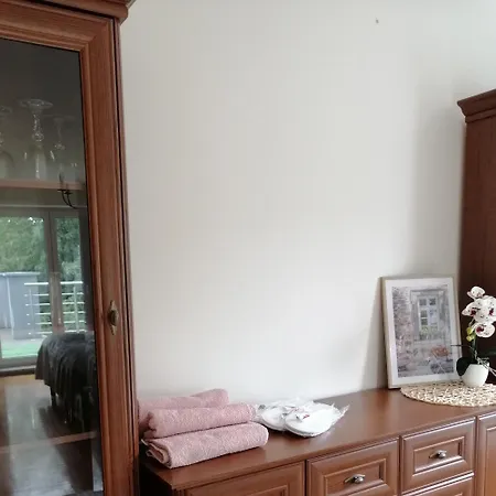 Nad Jeziorem ホームステイ *