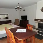 Nad Jeziorem Homestay *
